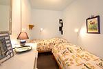 Gemütliches Schlafzimmer mit stilvollen Details zur Entspannung. - Berliner Hof App. 108 - Top-Hundeurlaub