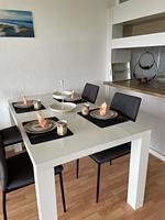 Essbereich mit Tisch und Stühlen - Ferienpark App. 595/5  - Sierksdorf - Top-Hundeurlaub
