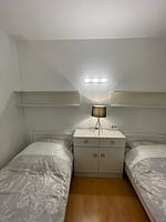 Schlafzimmer mit zwei Einzelbetten - Ferienpark App. 595/5  - Sierksdorf - Top-Hundeurlaub