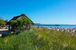 Strand mit Holzsteg und Strandkörben - Nautica App A6, Strandallee 65 Haffkrug - Top-Hundeurlaub