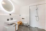 Badezimmer - Ferienwohnung Haffmuschel mit Terrasse, Sauna- & Freizeitbereich - Top-Hundeurlaub
