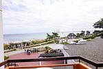 Genießen Sie den atemberaubenden Blick von dieser Terrasse auf den Strand. - Berliner Hof App. 212 - Top-Hundeurlaub
